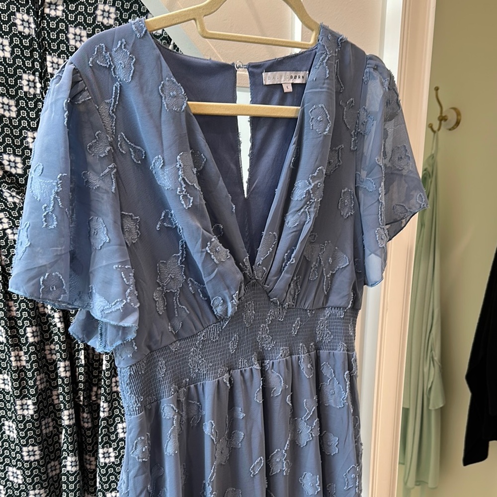 Elegant Blue Floral Dress